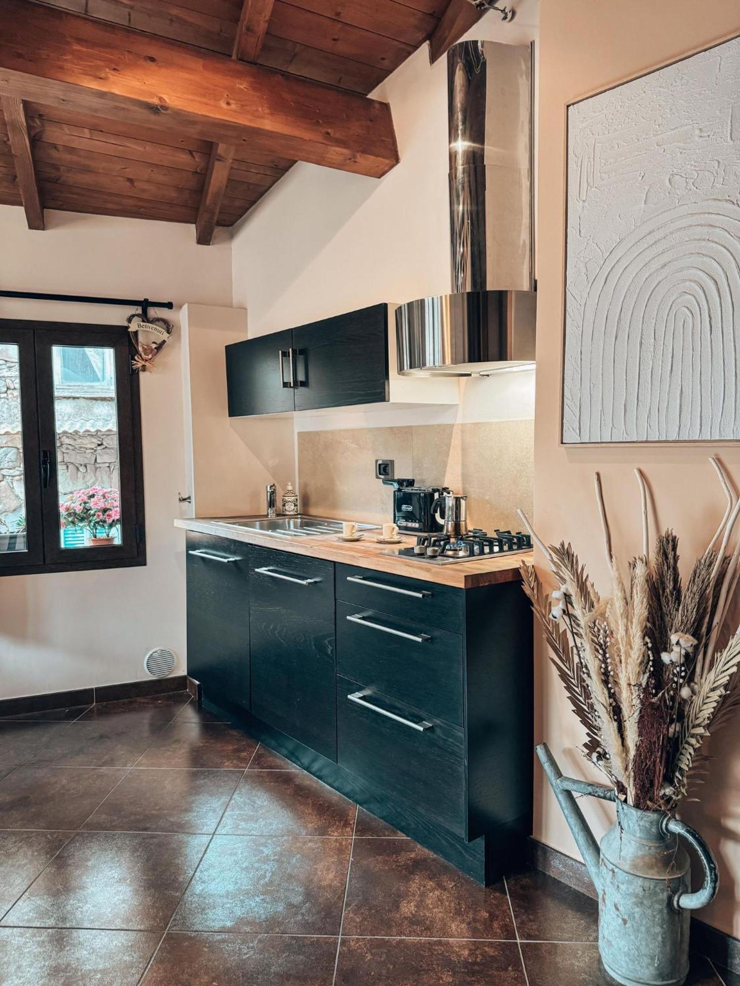 Residence By Talking Stones Dolceacqua Bagian luar foto